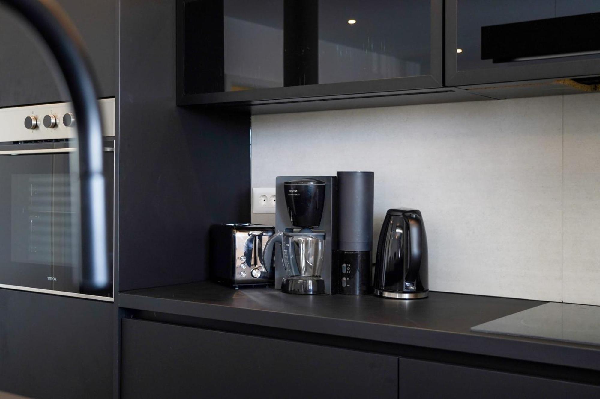 Stone House Apartment *